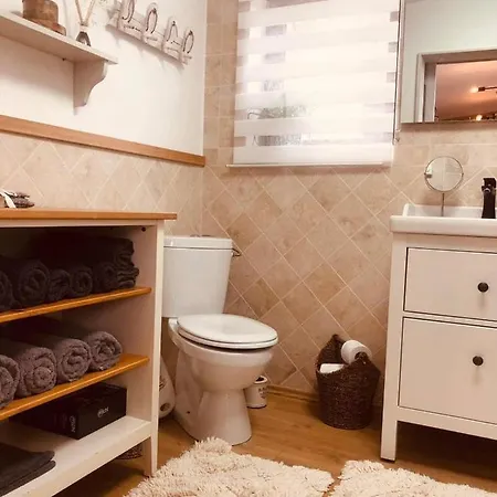 Larix Matra Vendeghaz * Matraszentlaszlo