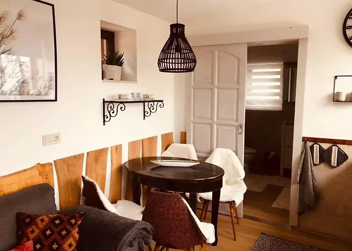 Larix Matra Vendeghaz *