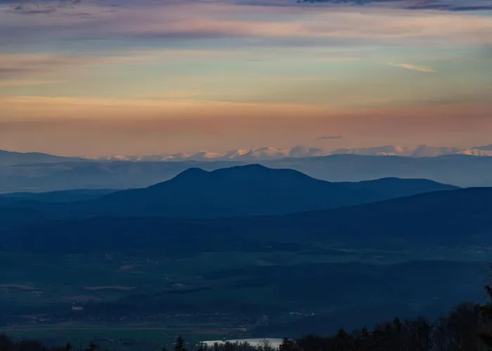 Larix Matra Vendeghaz Lägenhet Matraszentlaszlo